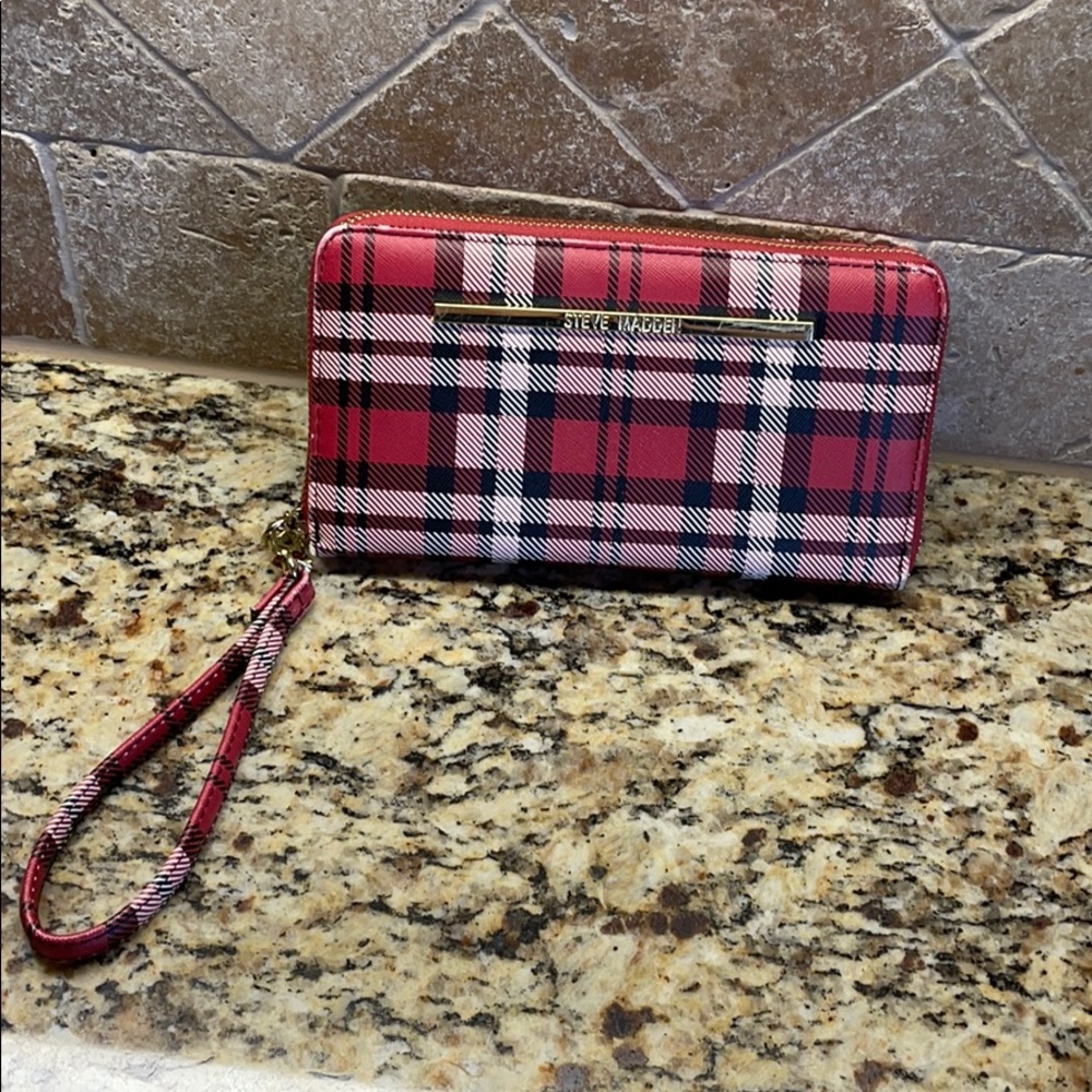 Steve Madden Red Plaid Zip Around Wristlet